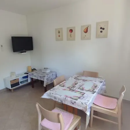 Apartman Kora Njivice