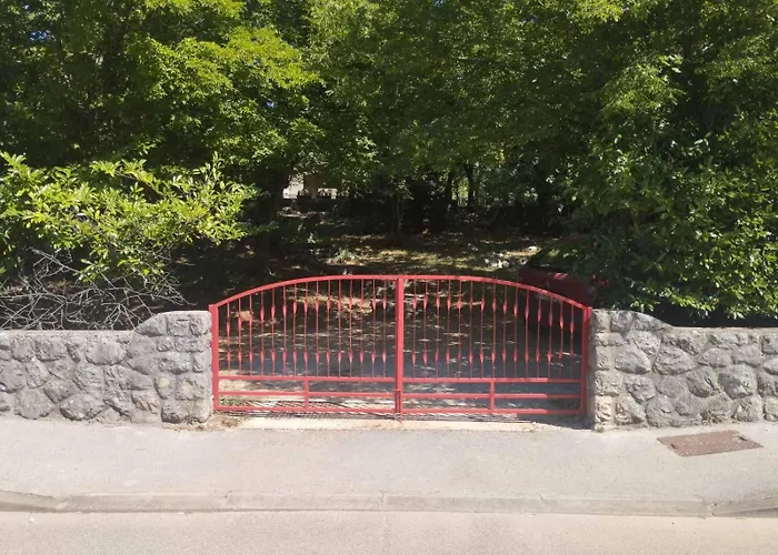 Kora Lägenhet Njivice